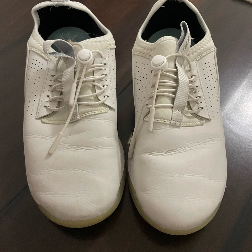 Clove Medical Shoes
